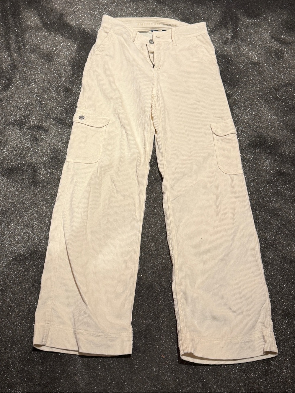 American Eagle Y2K cream, corduroy cargo pants